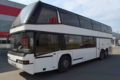 NEOPLAN-122 Skyliner